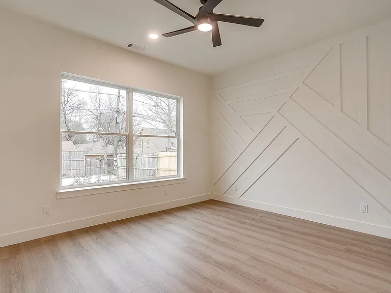 2705 Gordon Ave — Photo 30