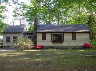 724 Wordens Pond Rd, South Kingstown, RI 02879