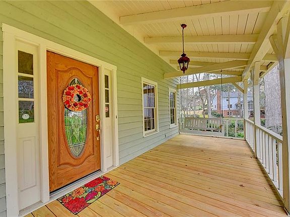 4th image of 845 Lauren Ct