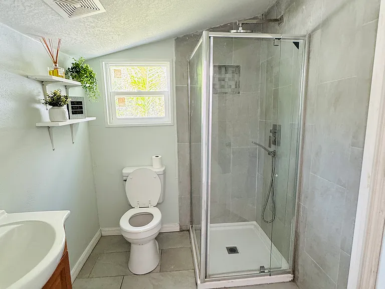 1683 Fricke Ave — Photo 7