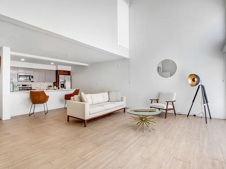 Watermark Apartments — Photo 42