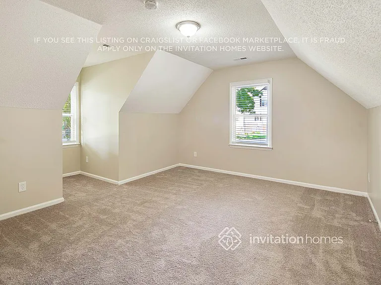 5806 Katrine Ct — Photo 17