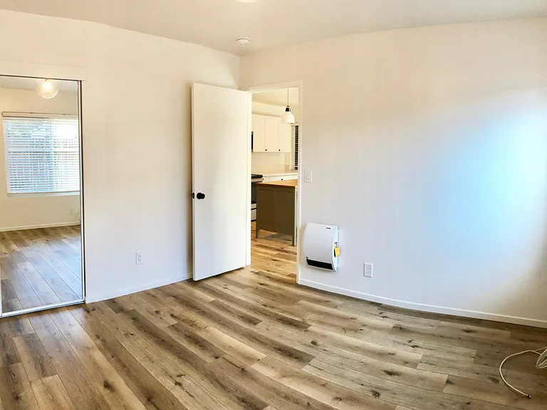 528 W Los Olivos Street — Photo 20