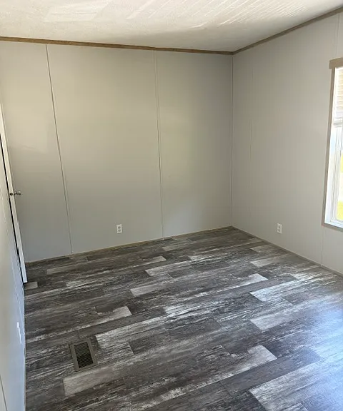 1110 Bentwood Dr — Photo 11