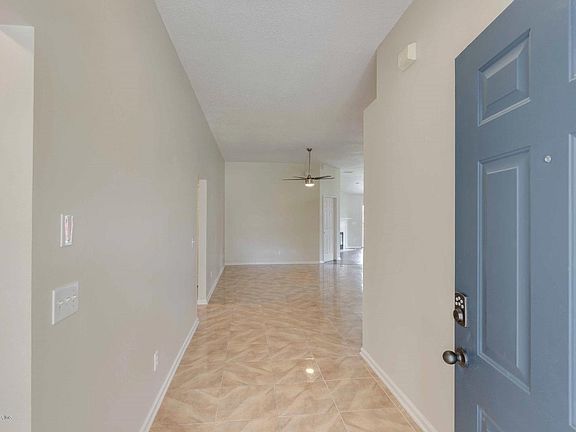 3rd image of 11919 Blue Spruce Ct