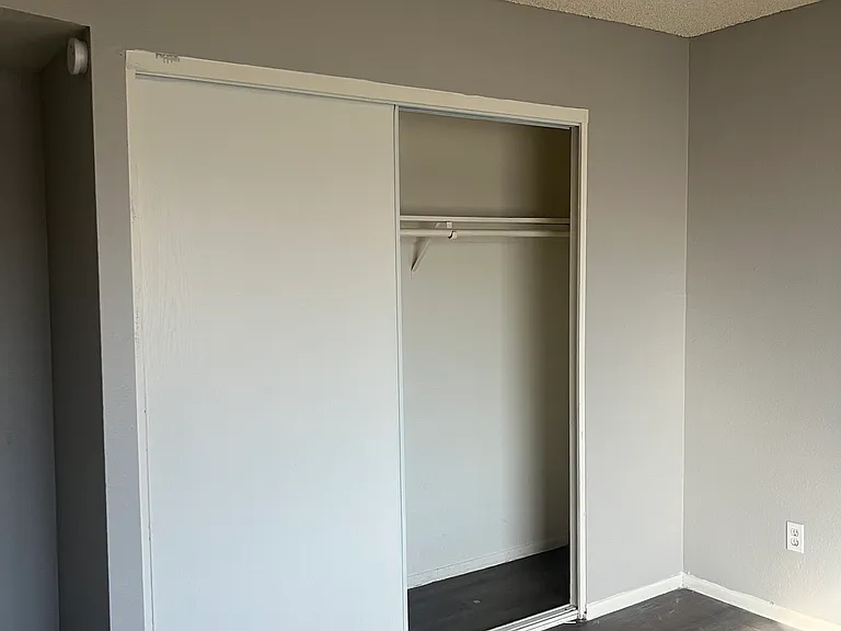 4003 W Reade Ave #1 — Photo 16