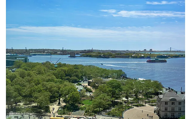 Rented by Douglas Elliman | media 18