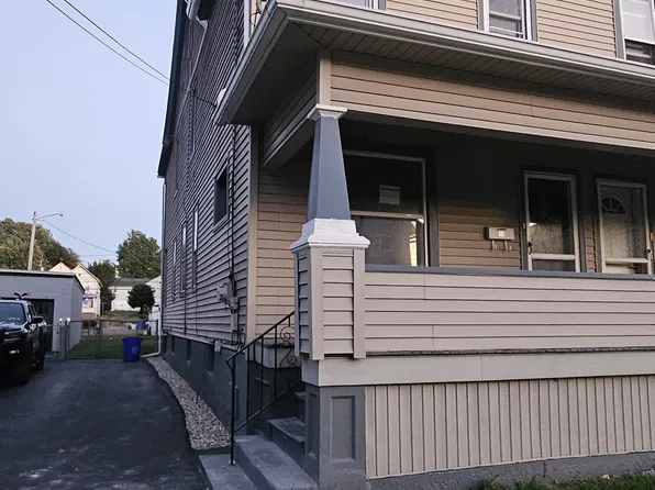 13 Luzerne St, Hanover Township, PA 18706