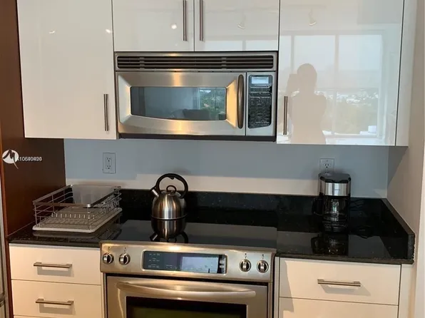 10275 Collins Ave APT 1128, Bal Harbour, FL 33154