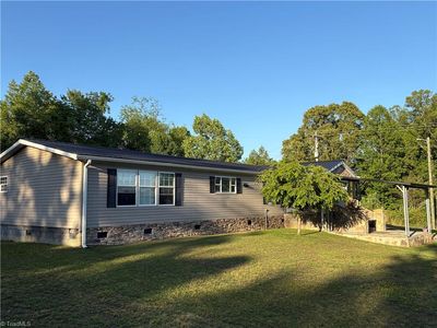 1620 Rogers Rd, Mount Airy, NC, 27030