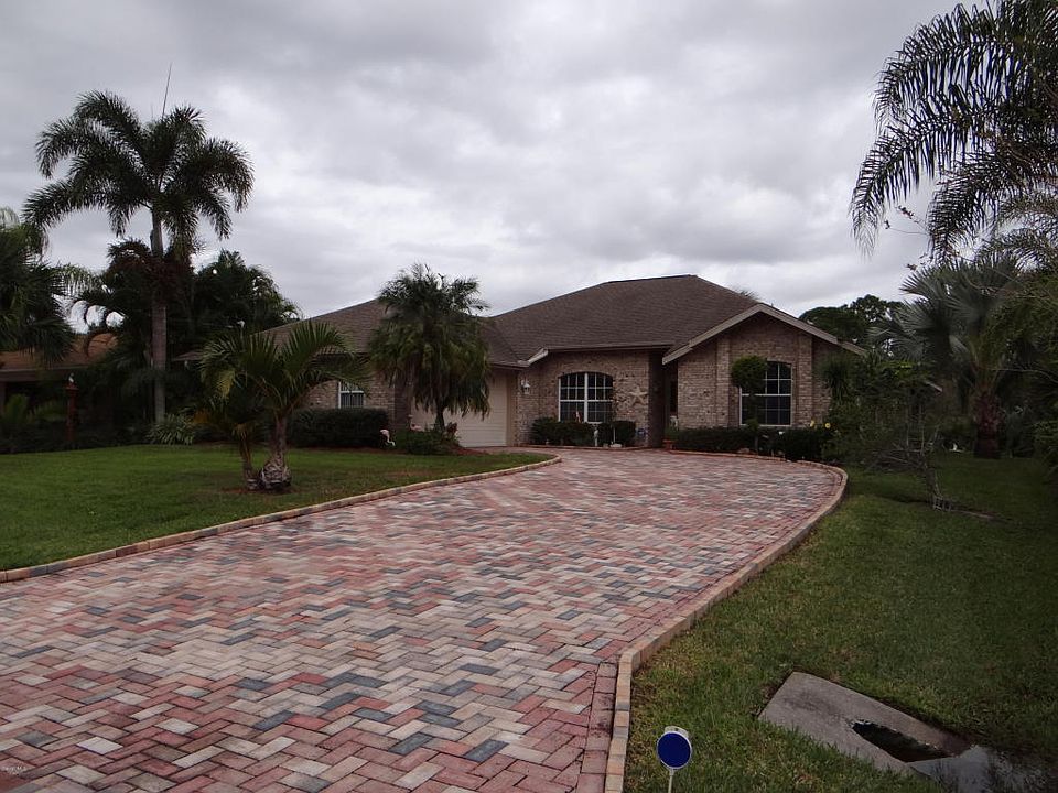 1st image of 529 Joy Haven Dr