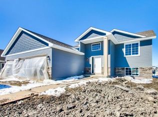 408 66th St SW, Waverly, MN 55390