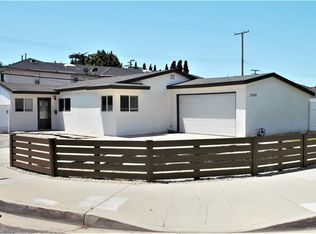 11910 206th St, Lakewood, CA 90715