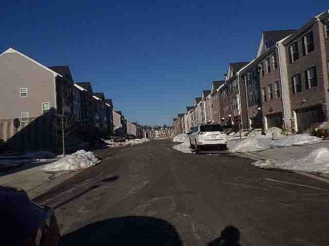 2nd image of 2804 Lewis And Clark Ave