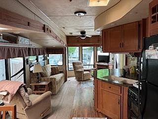 5th image of 2221 Reubens Ln SW #29