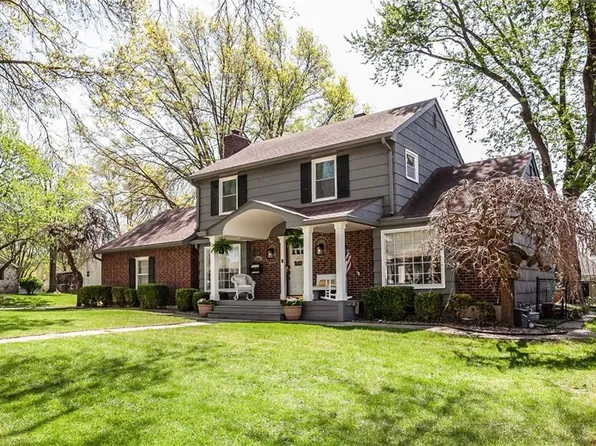 2703 NE 68th Ter, Kansas City, MO 64119