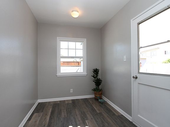 5th image of 2682 Sereno Ave
