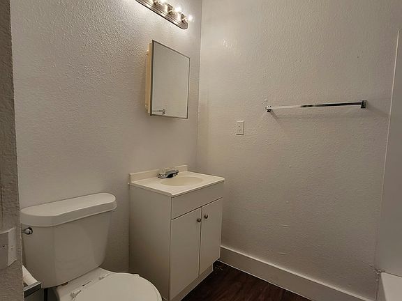 2nd image of 1111 Gibbs St