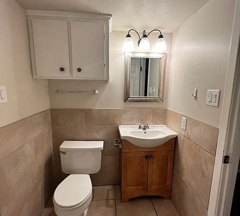 5th image of 2408 Bosque Dr #A