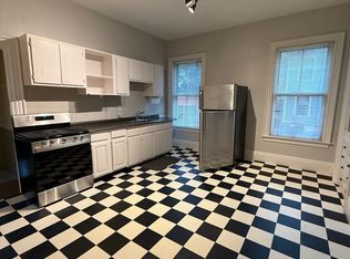 36 7th St #1, New Bedford, MA 02740