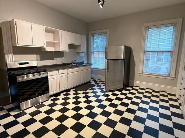 36 7th St #1