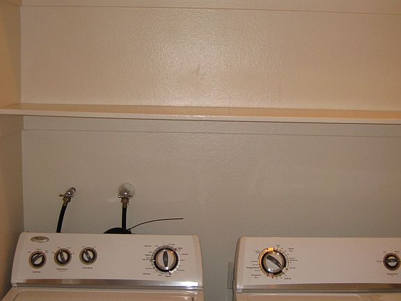 Full Size Washer/Dryer