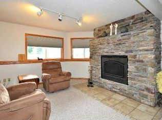 1340 Langewood Dr, Mound, MN 55364
