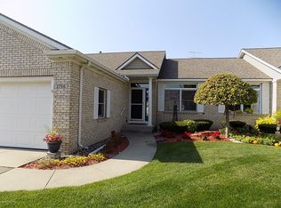 2756 Cedargrove Ct #11, Jenison, MI 49428