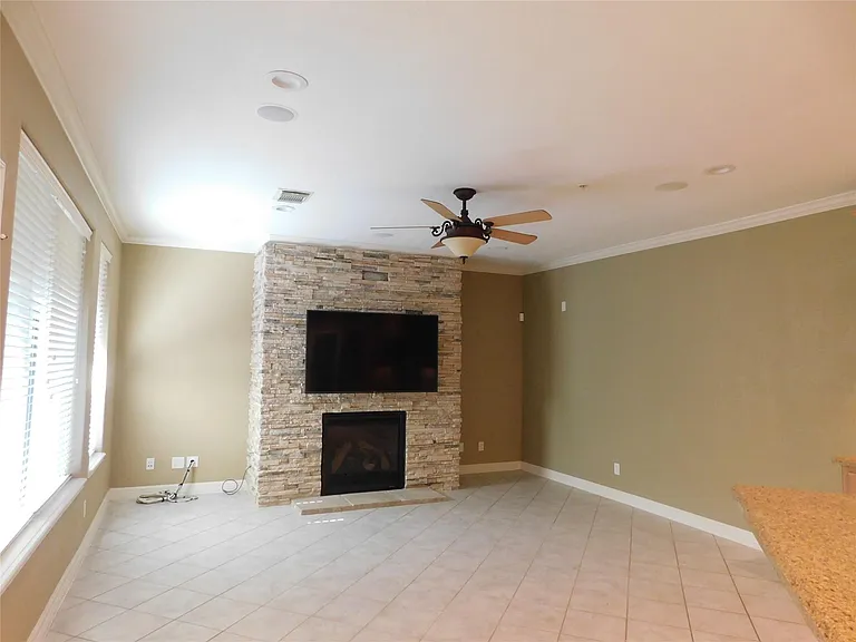 4333 Lake Run Dr — Photo 17