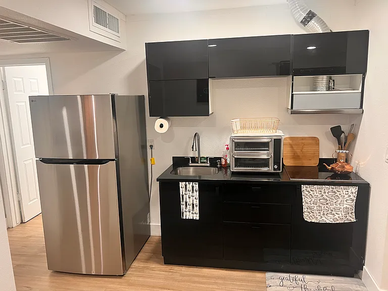 1833 E Charleston Blvd #2 — Photo 9