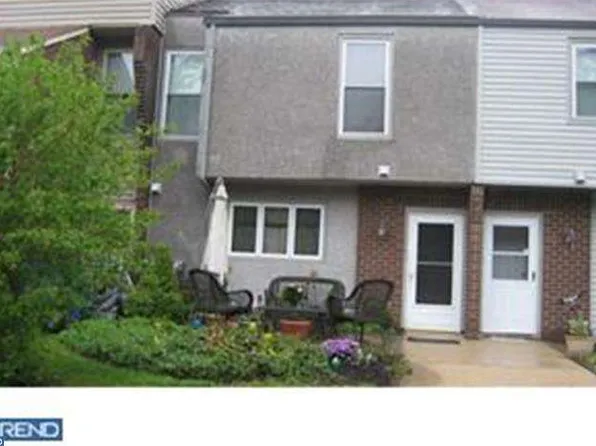 1645 Lauren Ct, Bensalem, PA 19020