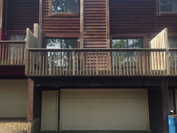 2 car garage and back deck