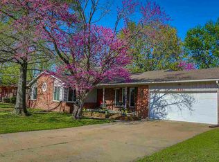 3840 N Porter Ave, Wichita, KS 67204