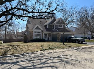 1307 London Ct, Grayslake, IL