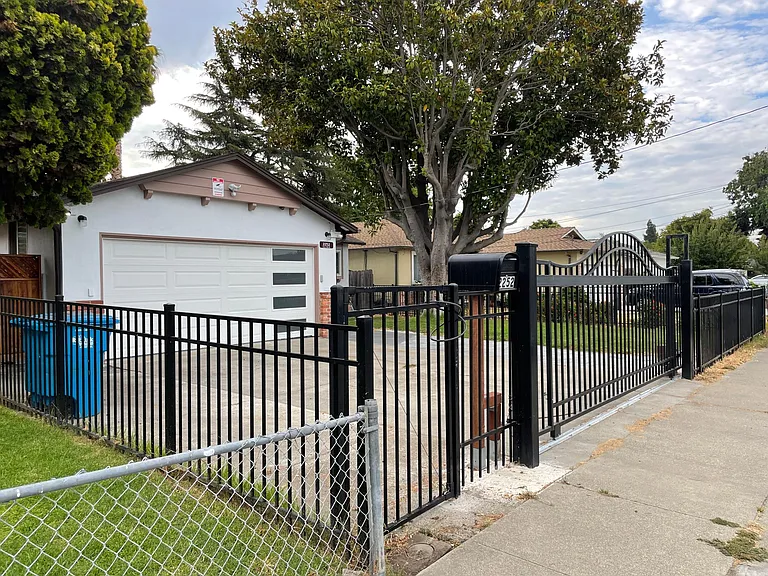2252 Terra Villa St — Photo 17