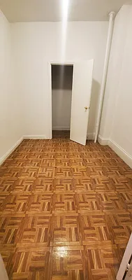 Rented by Manhattan Best Realty, Inc. | media 8