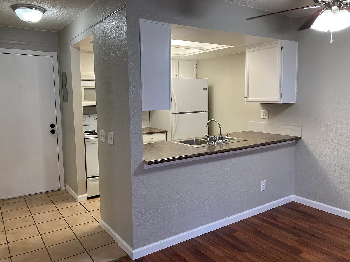 Building Photo - 4285 S Salida Way #5