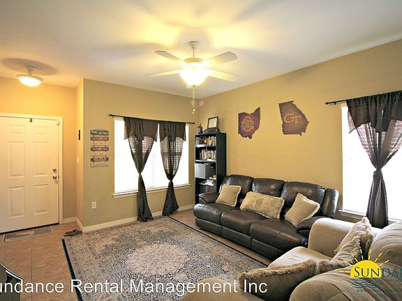 2nd image of 898 Linden Ave