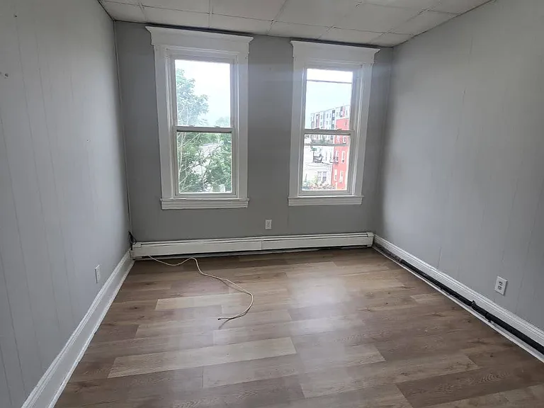 185 Avenue E #5 — Photo 6