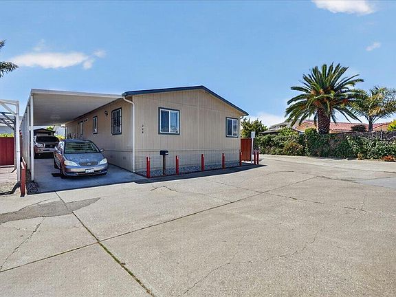 2nd image of 49 Blanca Ln Space 224