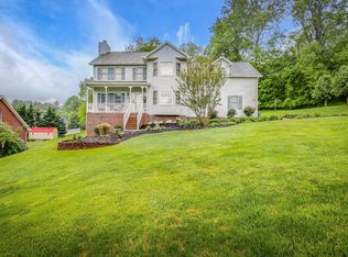 172 Regency Dr, Kingsport, TN 37663
