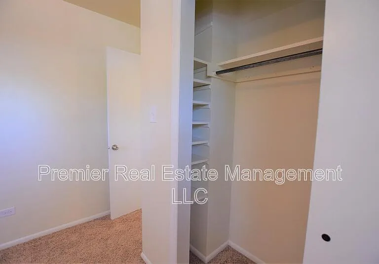 1885 S Clermont St — Photo 15