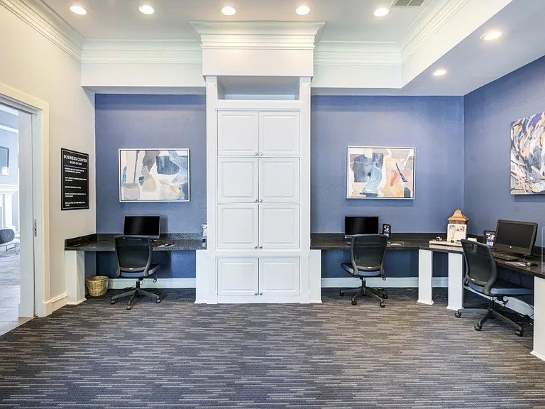Village at Potomac Falls Apartment Homes — Photo 21