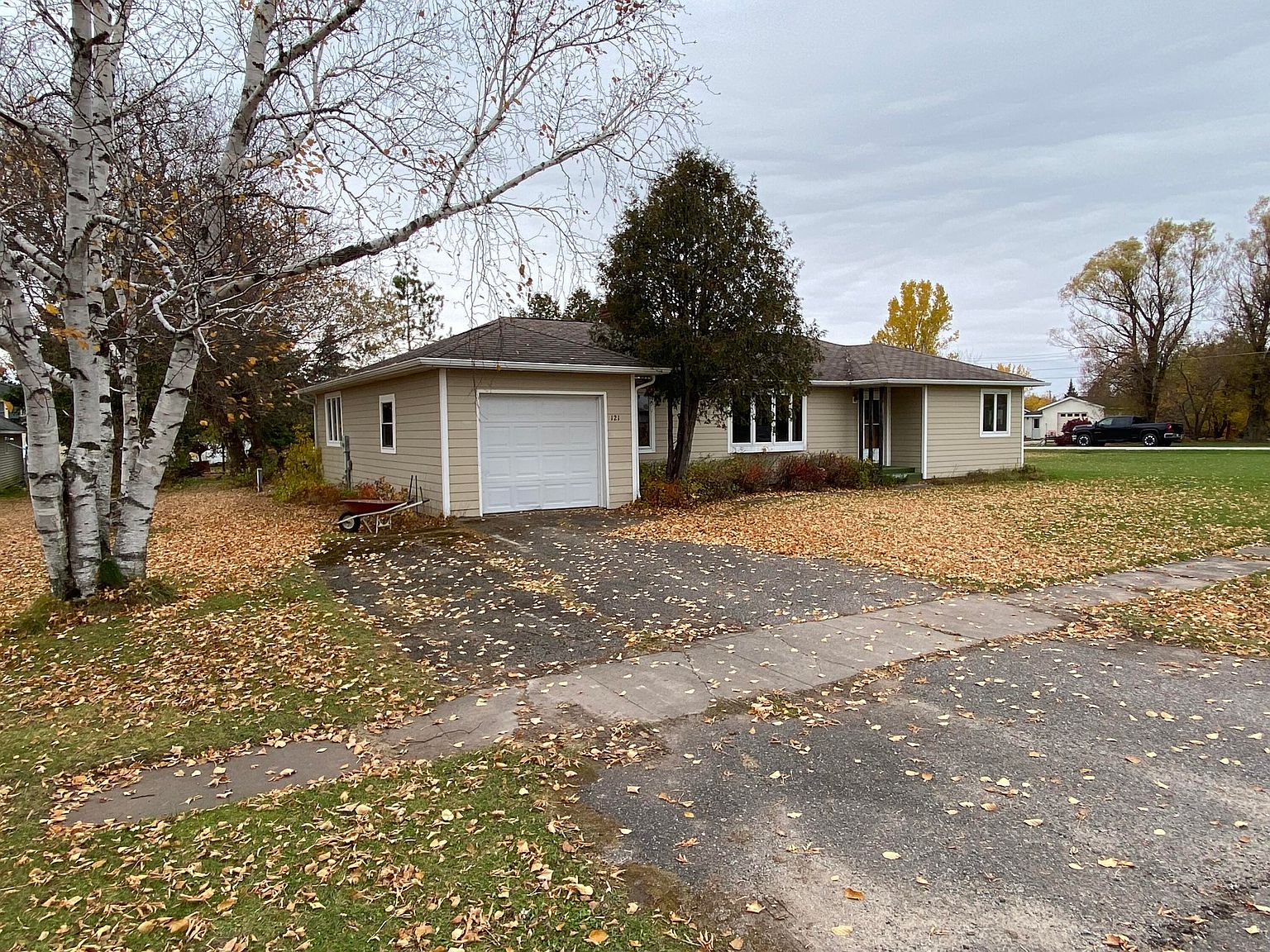 121 N Manila St, Pickford, MI 49774 Zillow