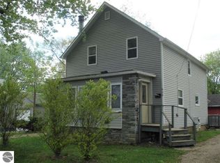 630 Hannah Ave, Alma, MI 48801