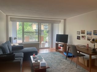 293 Harvard St #1, Cambridge, MA 02139