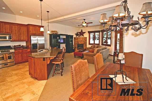 1st image of 1460 Moraine Cir