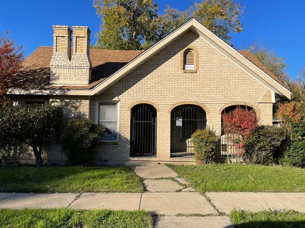 943 E Powell Ave, Fort Worth, TX 76104