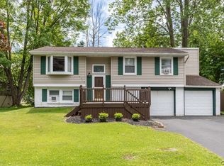 4214 Regulus Crse, Liverpool, NY 13090