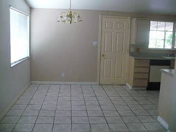 5th image of 1814 Loyola Dr
